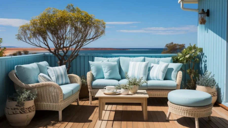 7 Attractive Fence Paint Color Ideas to Elevate Your Home's Exterior